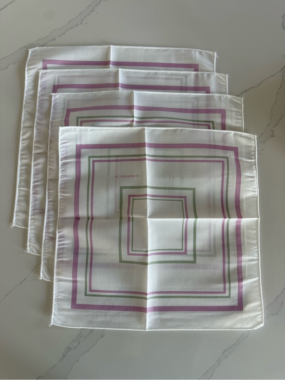 Vintage set of 4 Valentino cloth napkins like new